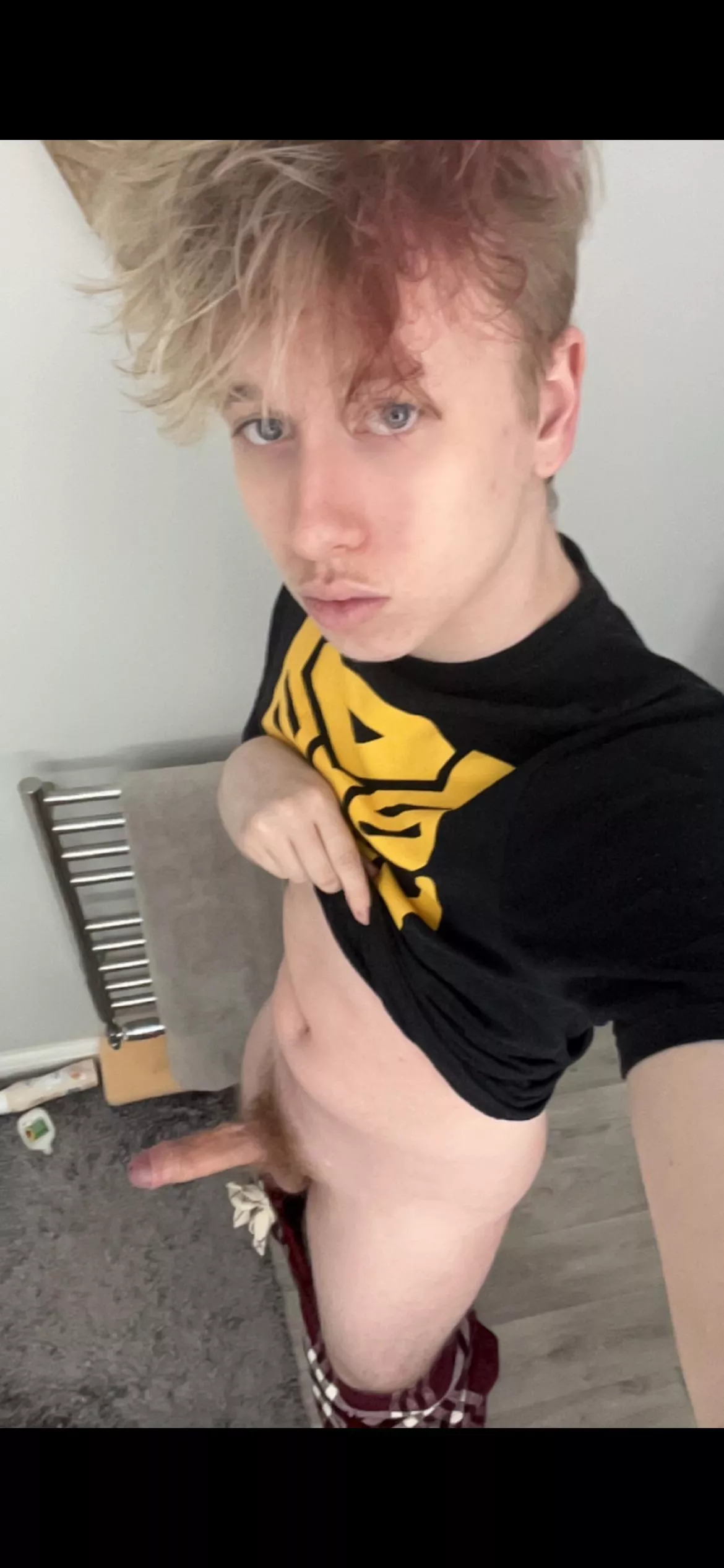 (18)who wants to fuck a teen posted by teddyyetioOF