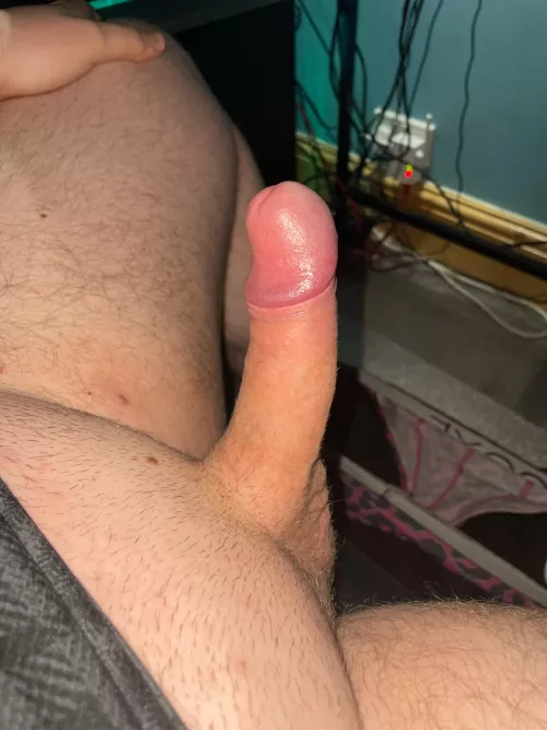 23 top need people to show off their ass to me I’m horny @nattop01 by Sh0ckWav3z