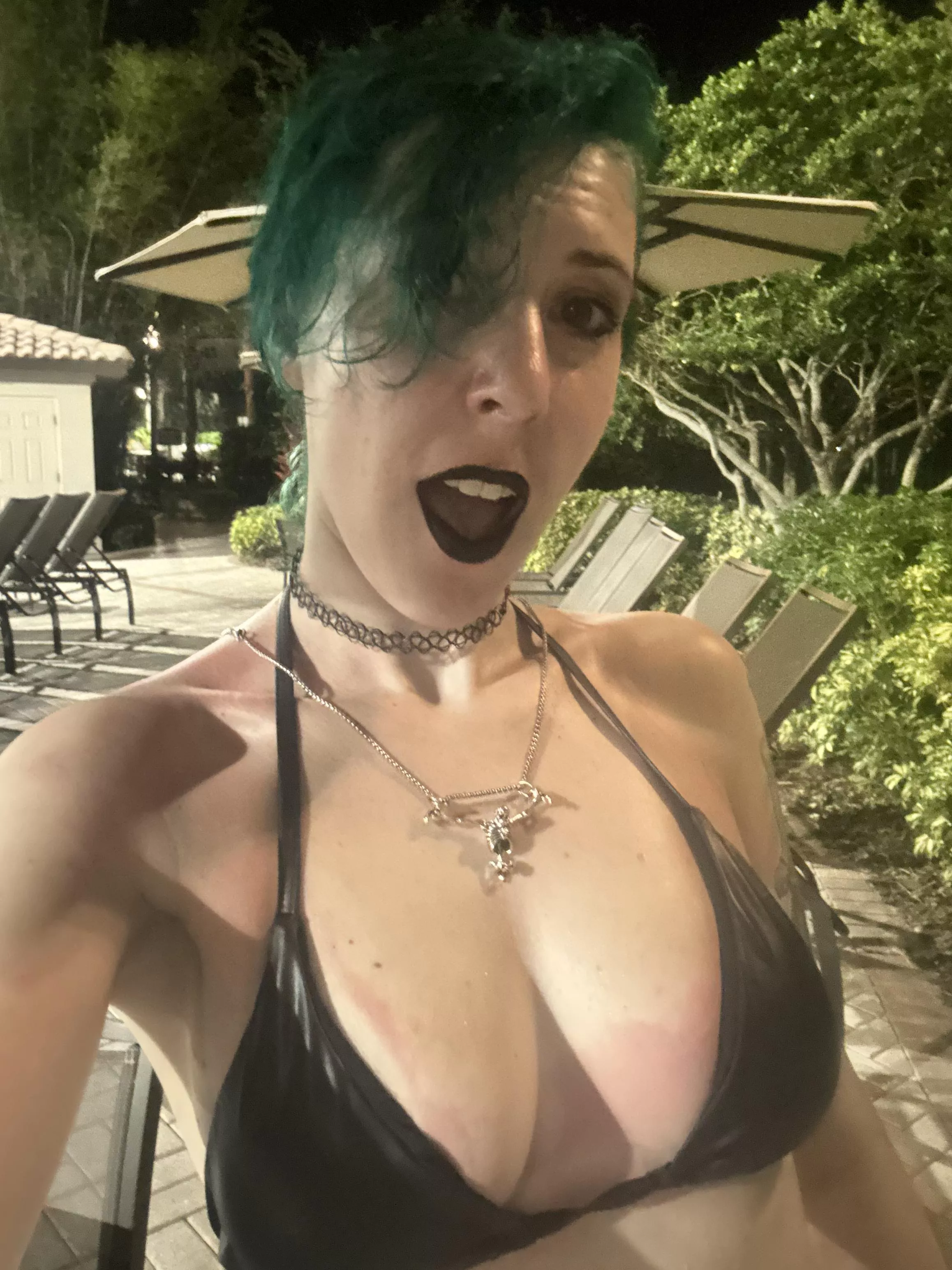 Alt hottie in a bikini posted by sirenskiss3