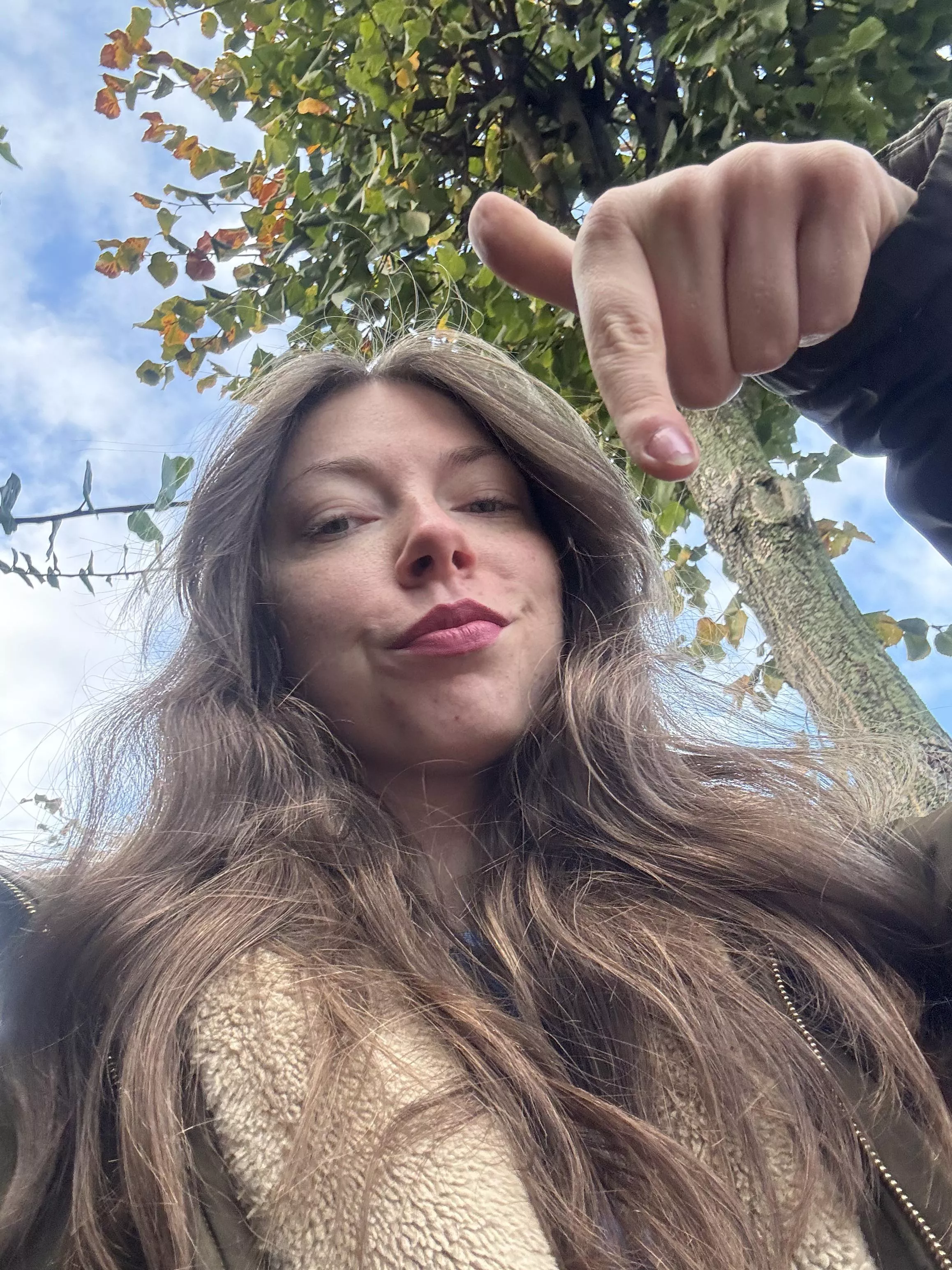 Bow down and send like a good beta 💵 posted by GoddessPattis