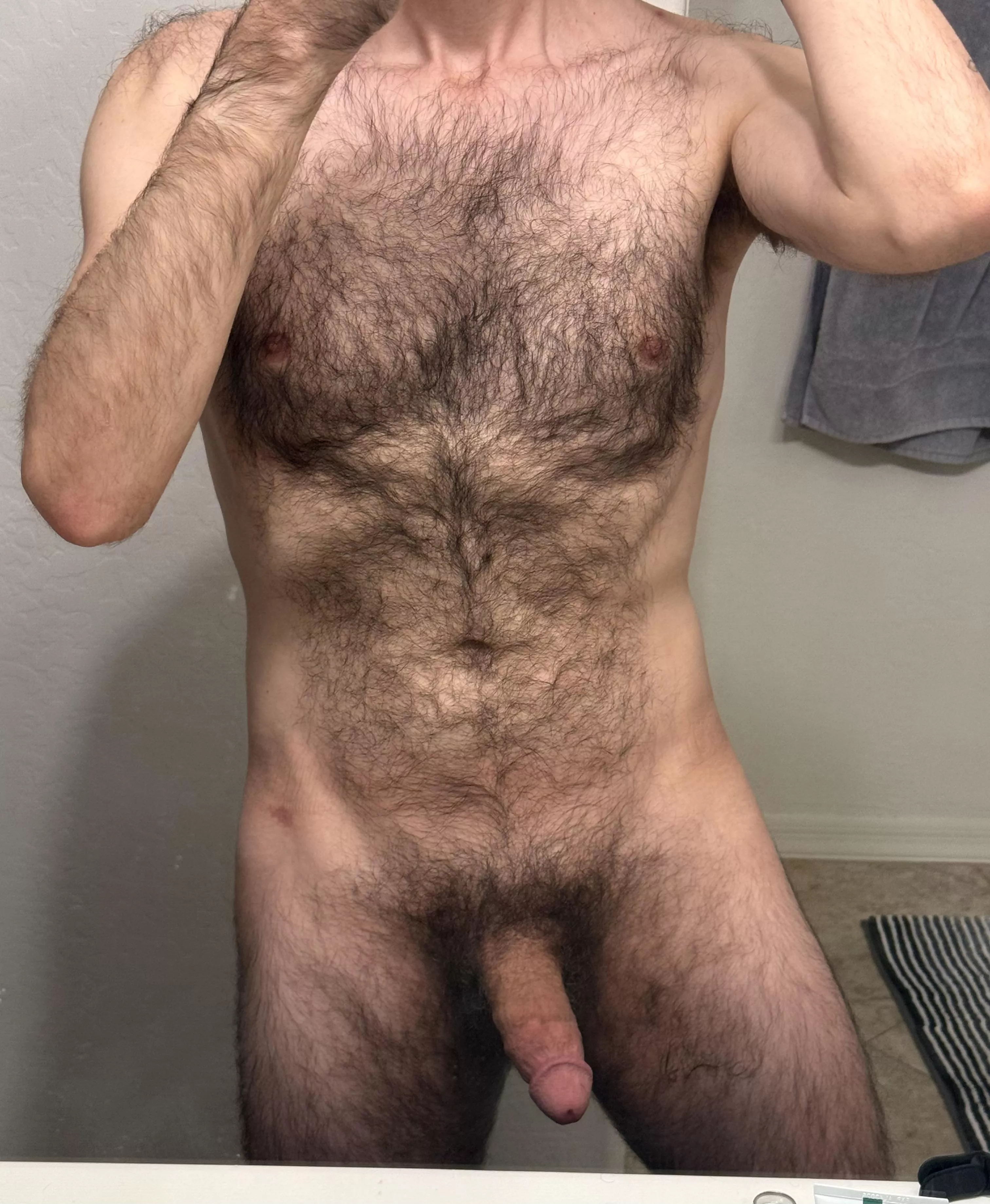 Daddy’s ready for a weekend of fun 😈  posted by Gayyyfun