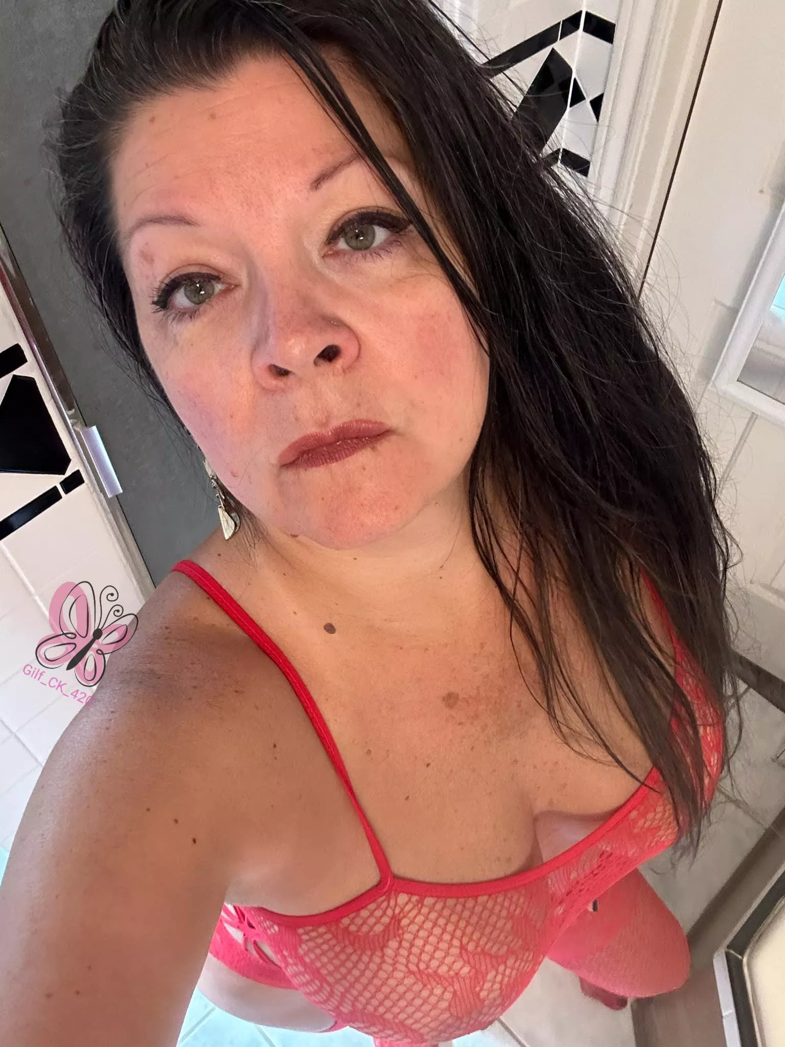 Do you still stop for a peek when you see me at 54 posted by Gilf_CK_420