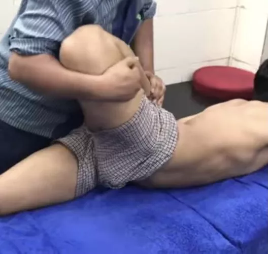 Free Massage 4 Athlete/Fit Guys by poloboi520