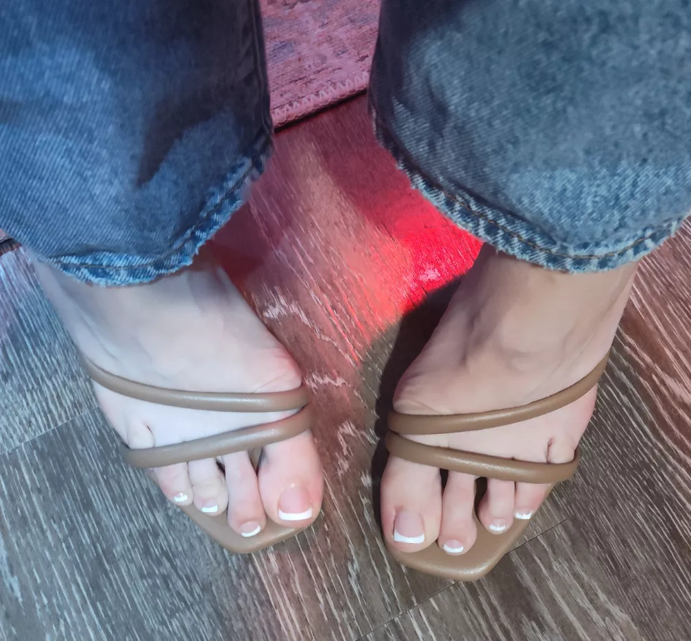 French is always hot to me  posted by smurfydoesdtown