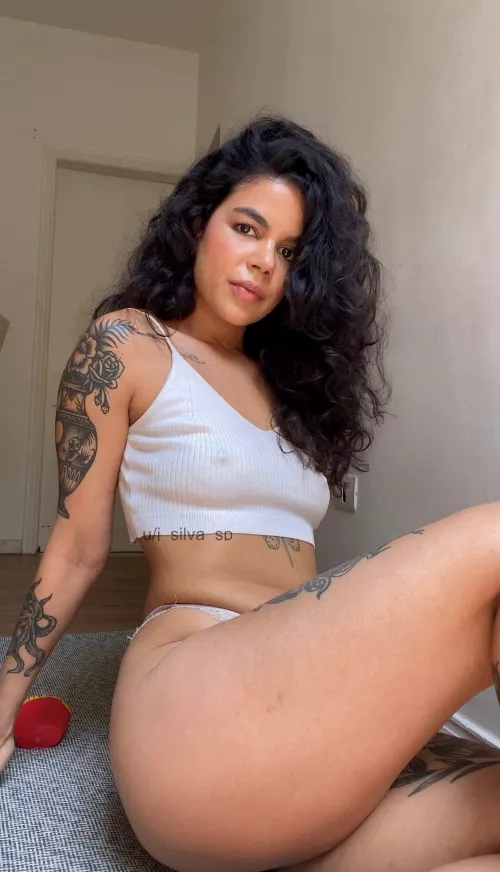 Friday is midriff day over here by j_silva_sp