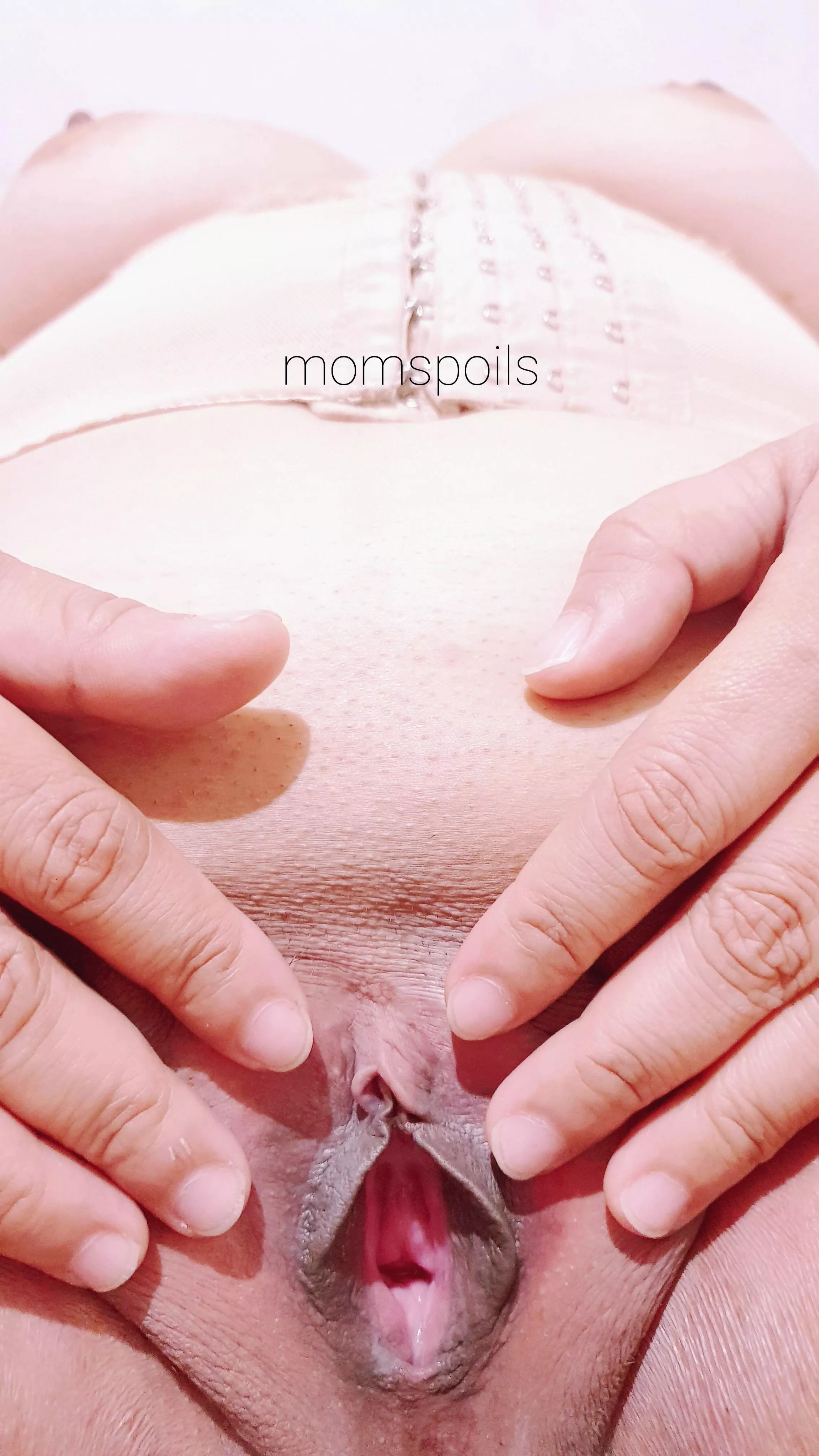 Fuck me with my corsette on and tell me where you will finish posted by momspoils