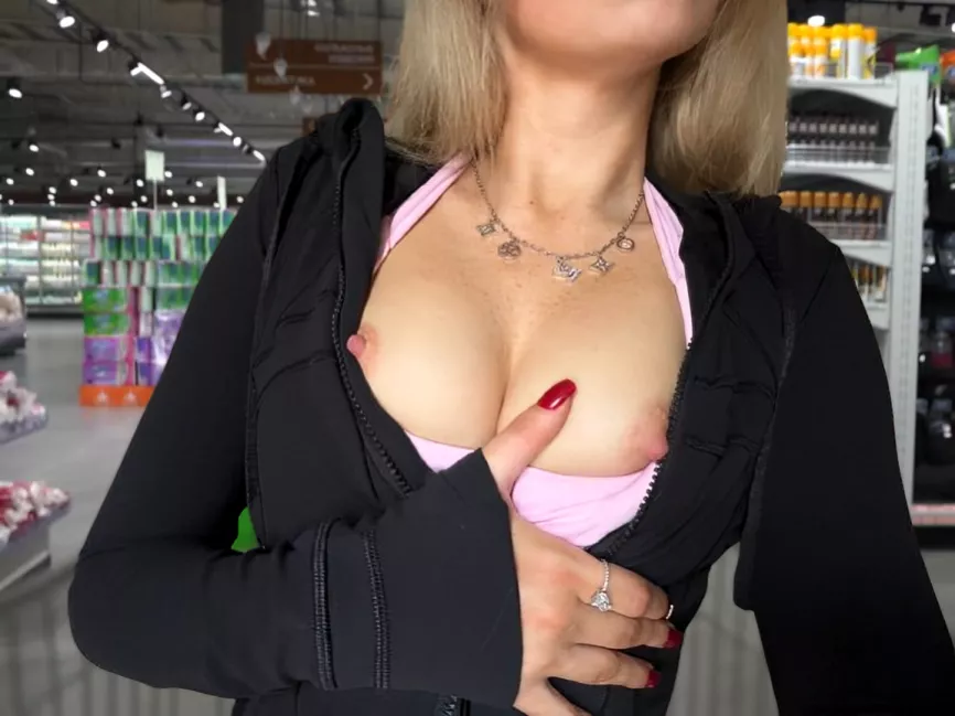 Grocery trip.  posted by naughtygirl002