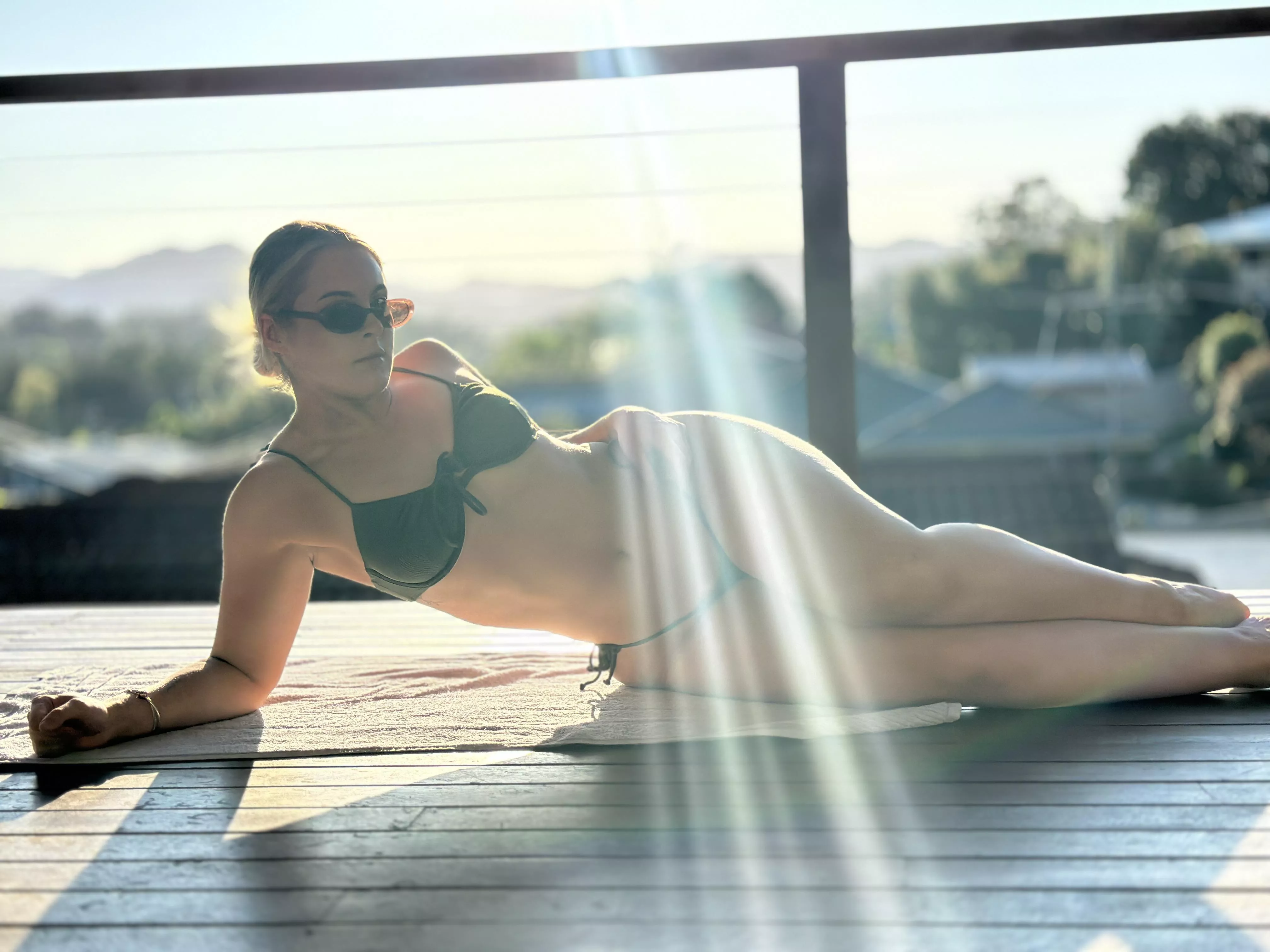 Happy Friday everyone posted by DrewbootymoreOF