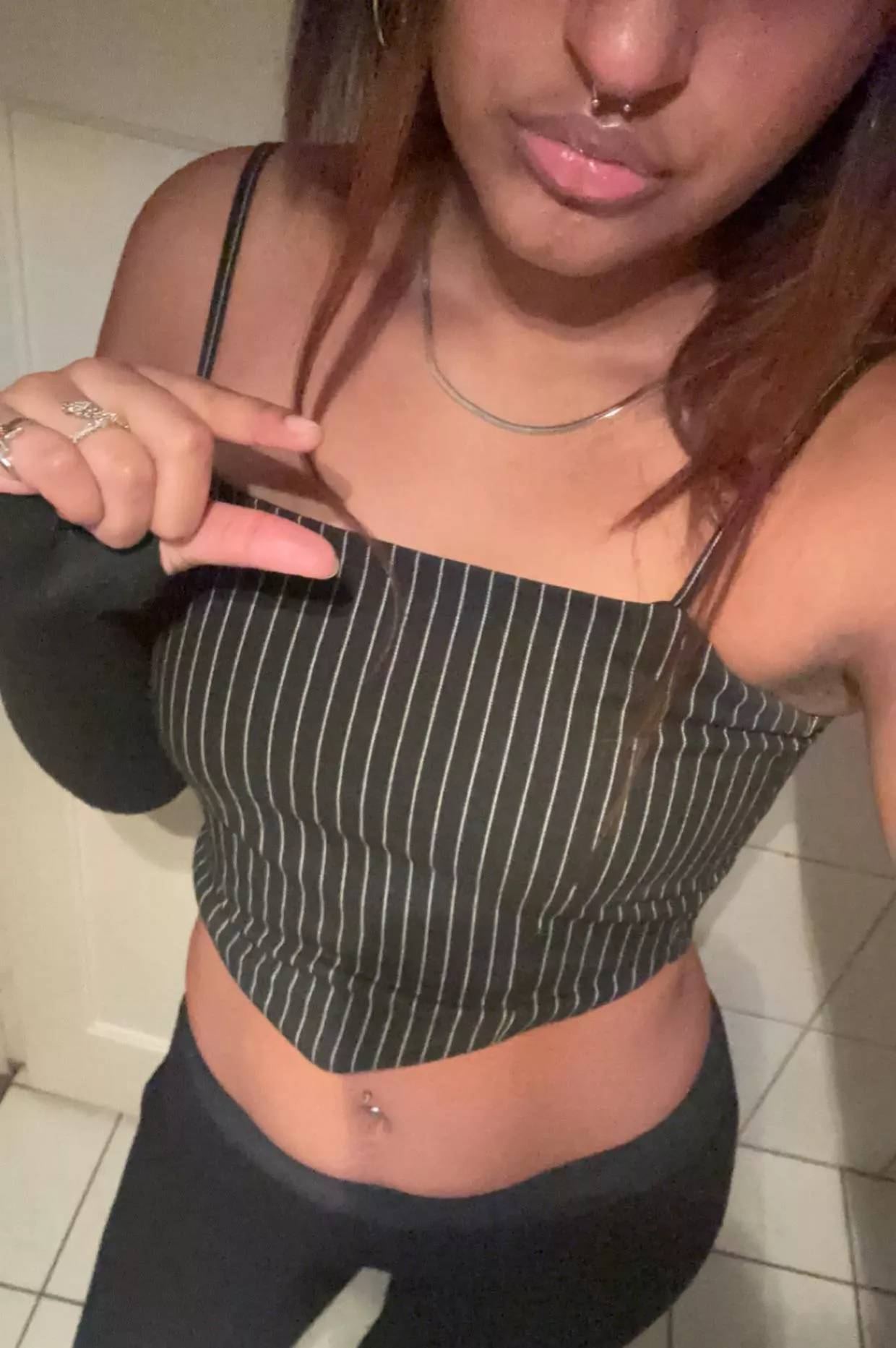 I know your tiny dick goes crazy thinking about serving a goddess like me 😘 posted by Ravewen