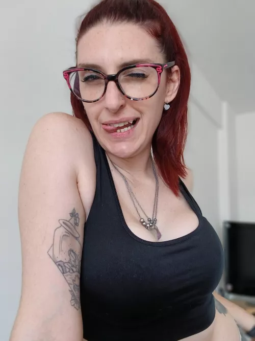 I want some kisses  by crazyromi