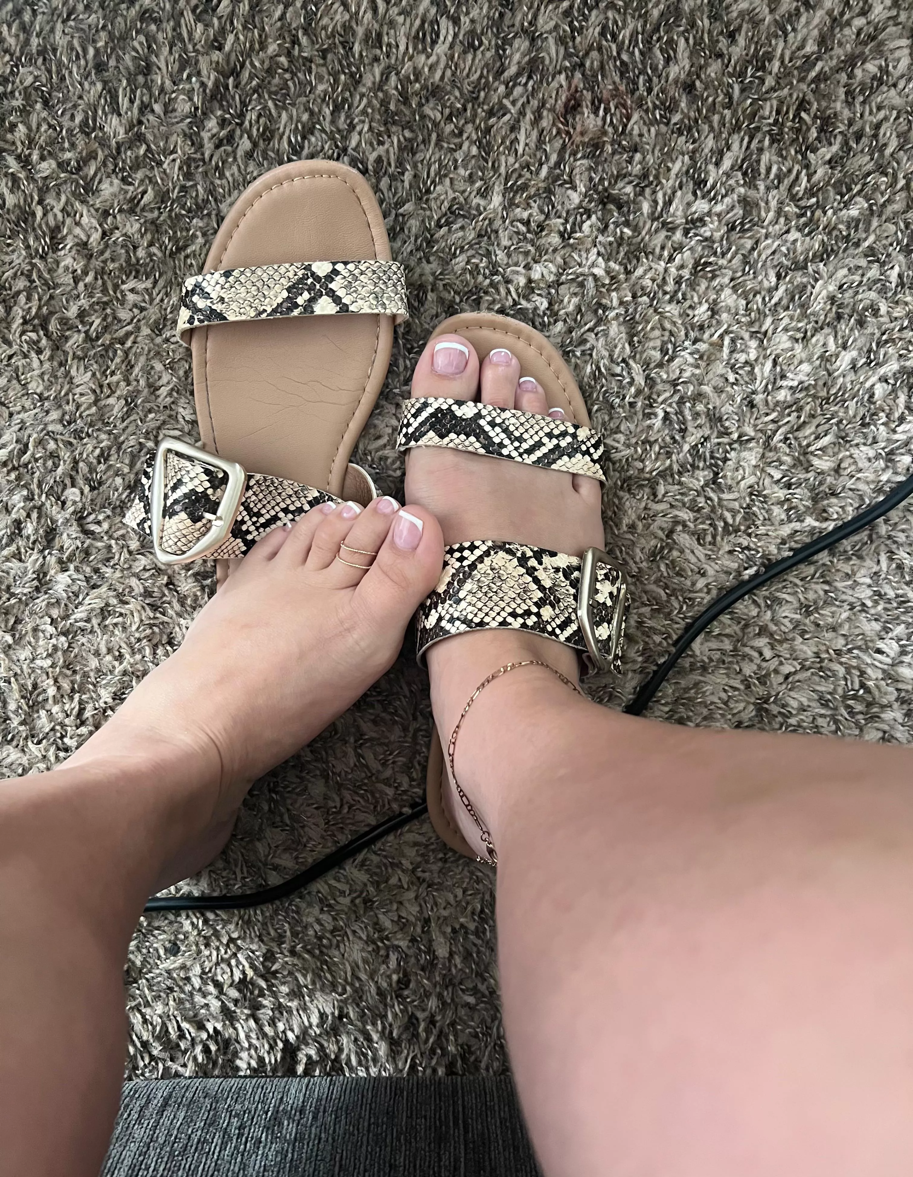 I’m really missing summer 😭 posted by prettytoesss3