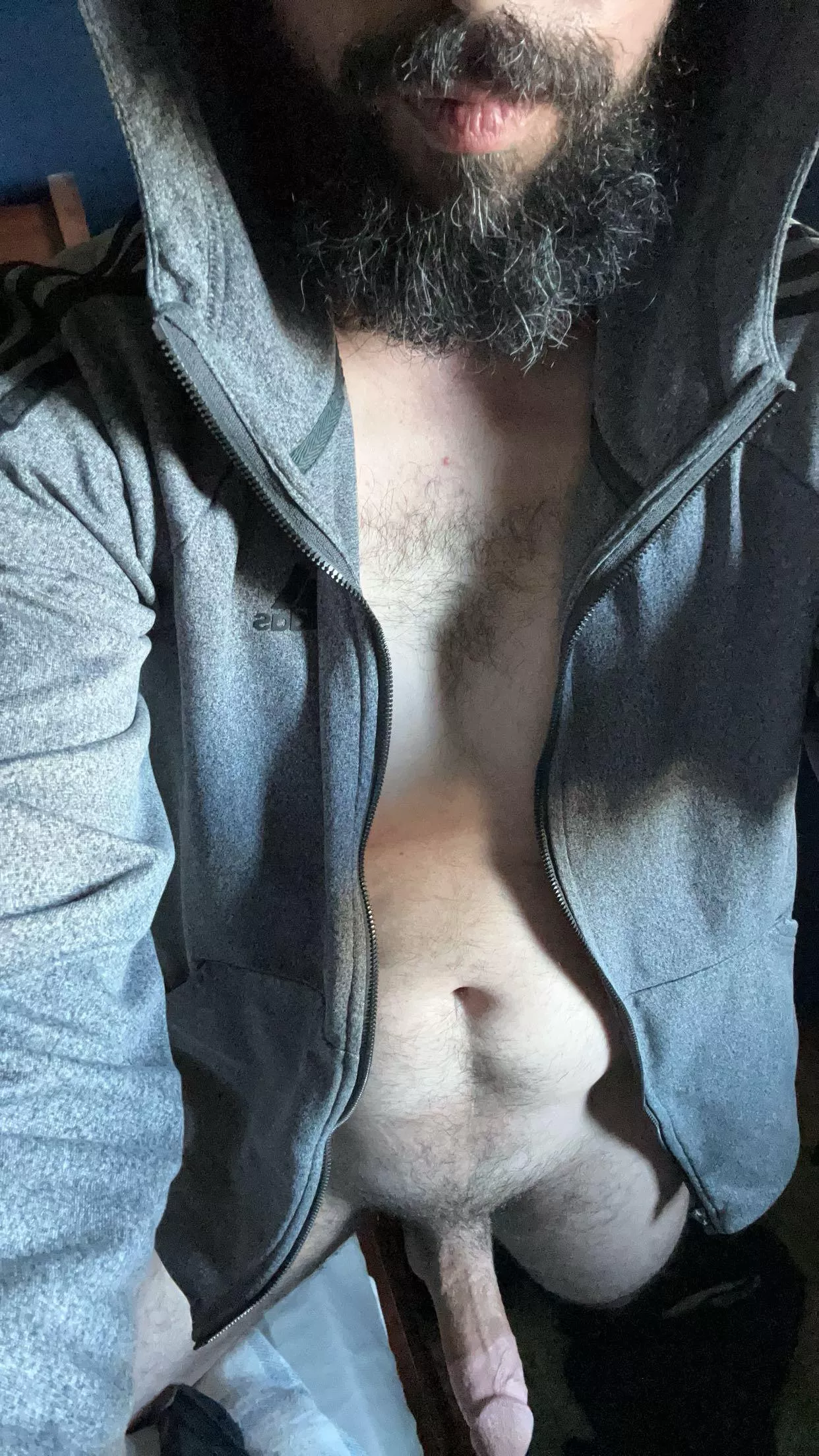 It’s sweater weather again posted by Danderdood9