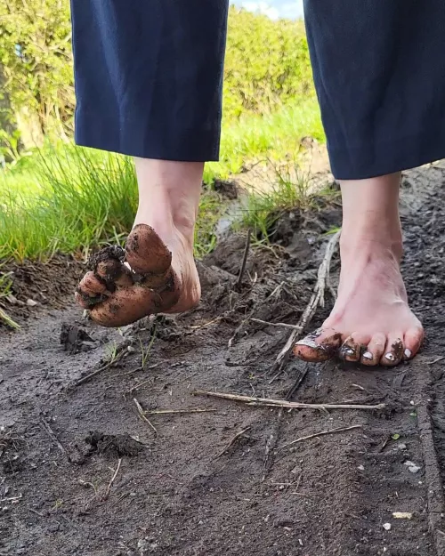 Last bit of Sun for Filthy Friday by BigToetalTemptation