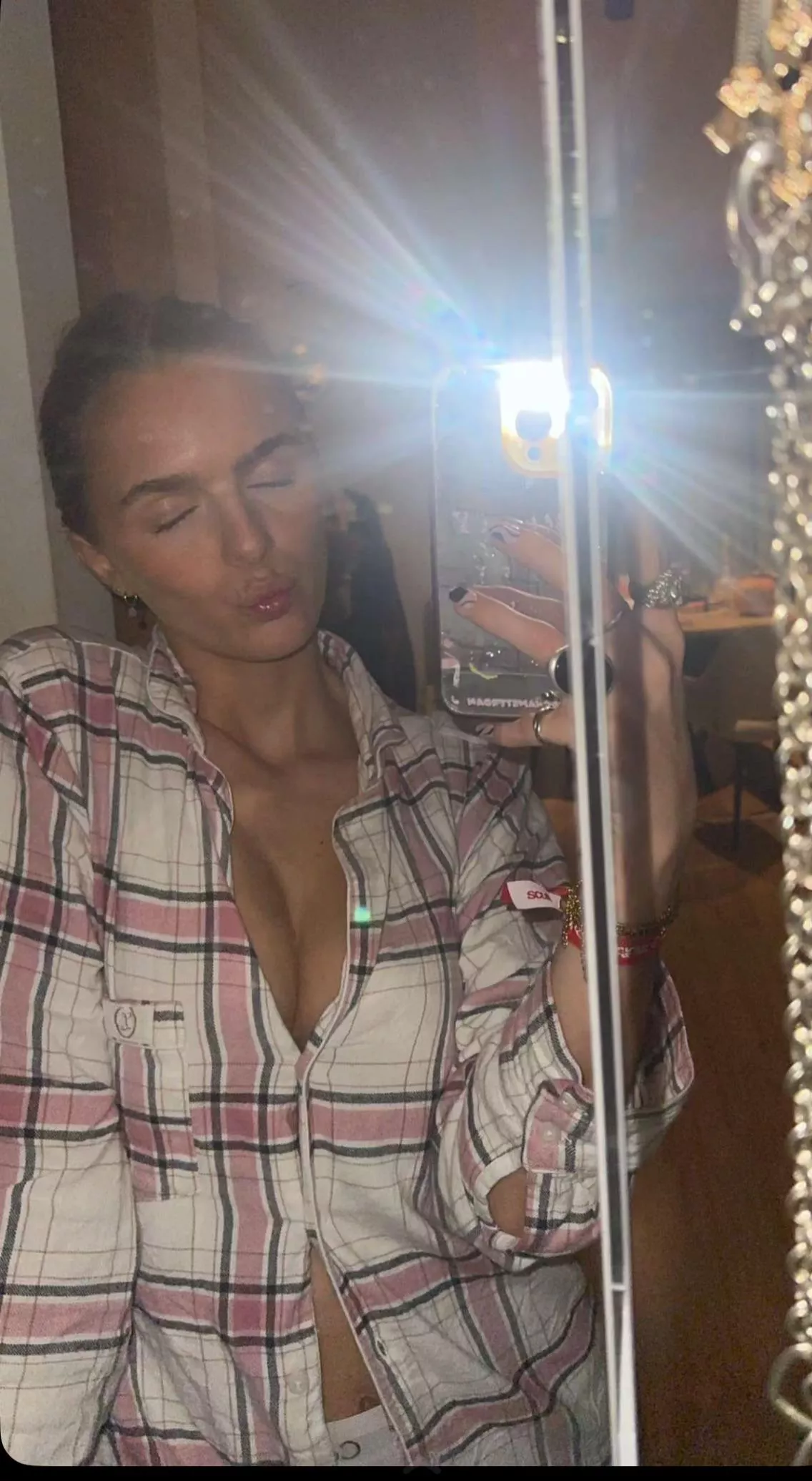 Lies zhara posted by Accomplished_Crab251