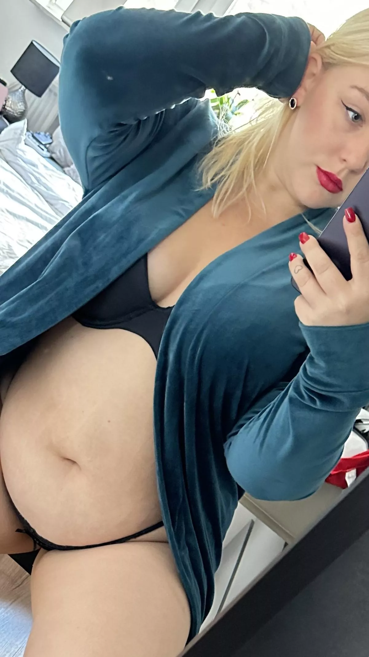 Looking for someone who loves a body like mine. posted by sweetlillyy