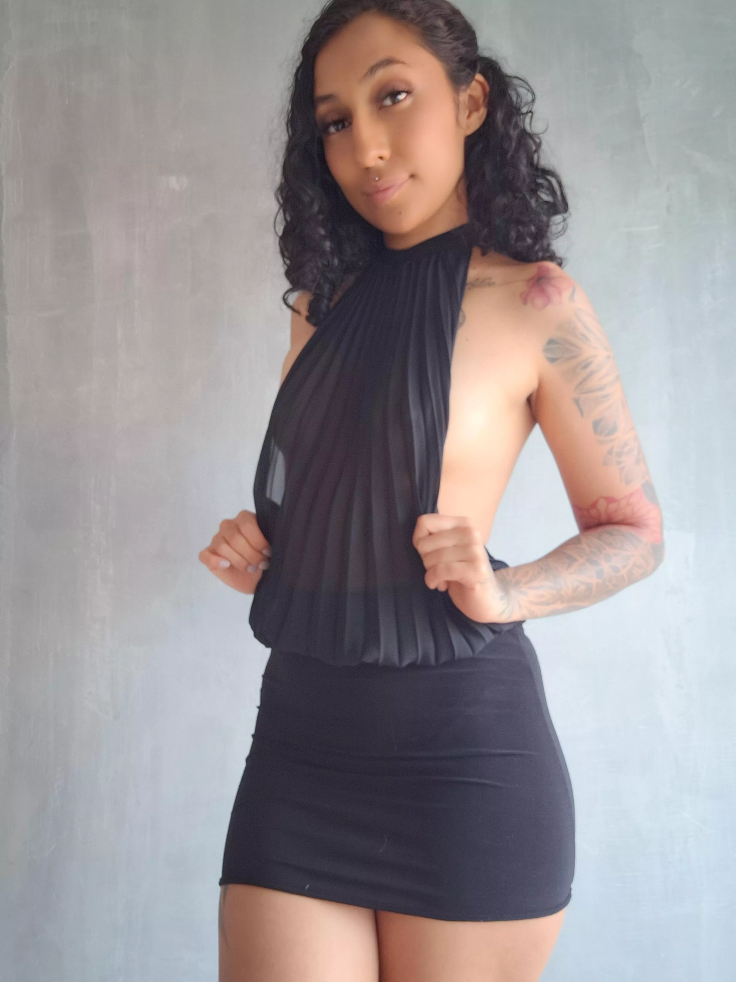 Loving my new tight dress posted by Safe-Cold-2971