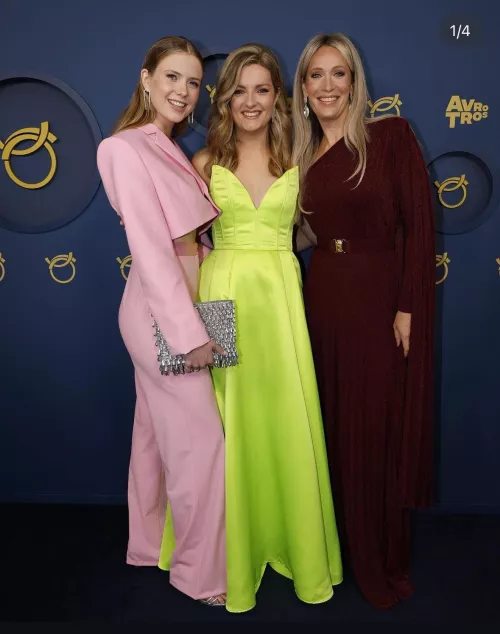 Noa Merel Helene by Head_Yoghurt7454