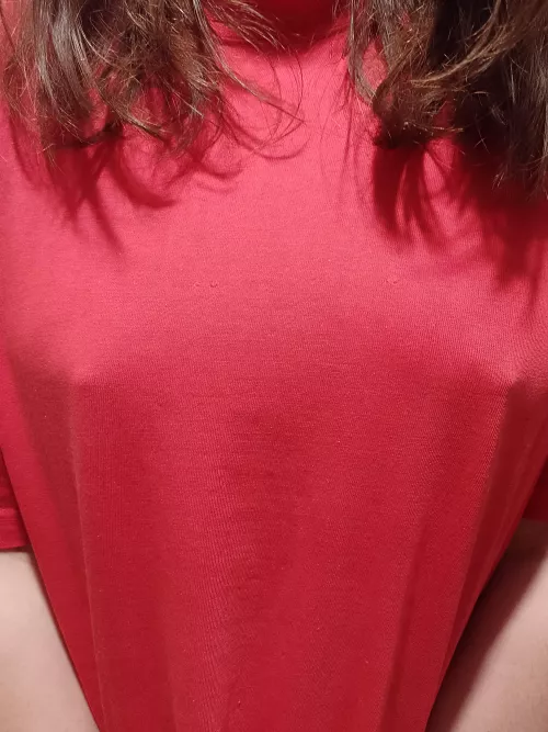 Red detail by isa_bea