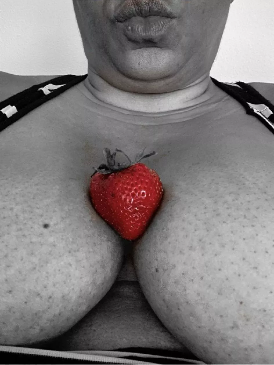 🎵 Sweet as honey dew..juicy fruit.. 🎶  posted by TeakWoodNHoneyPot