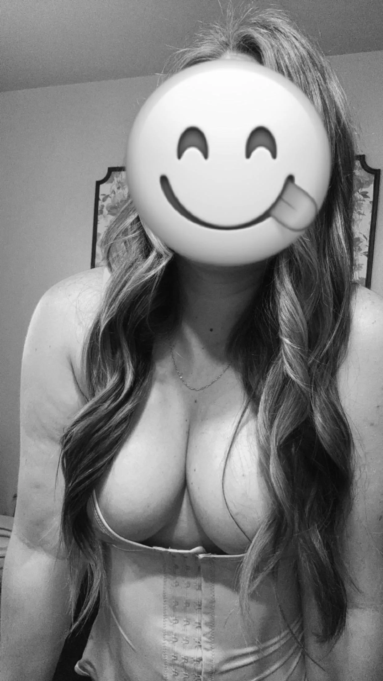 Thick hot wife posted by pearlfantasy