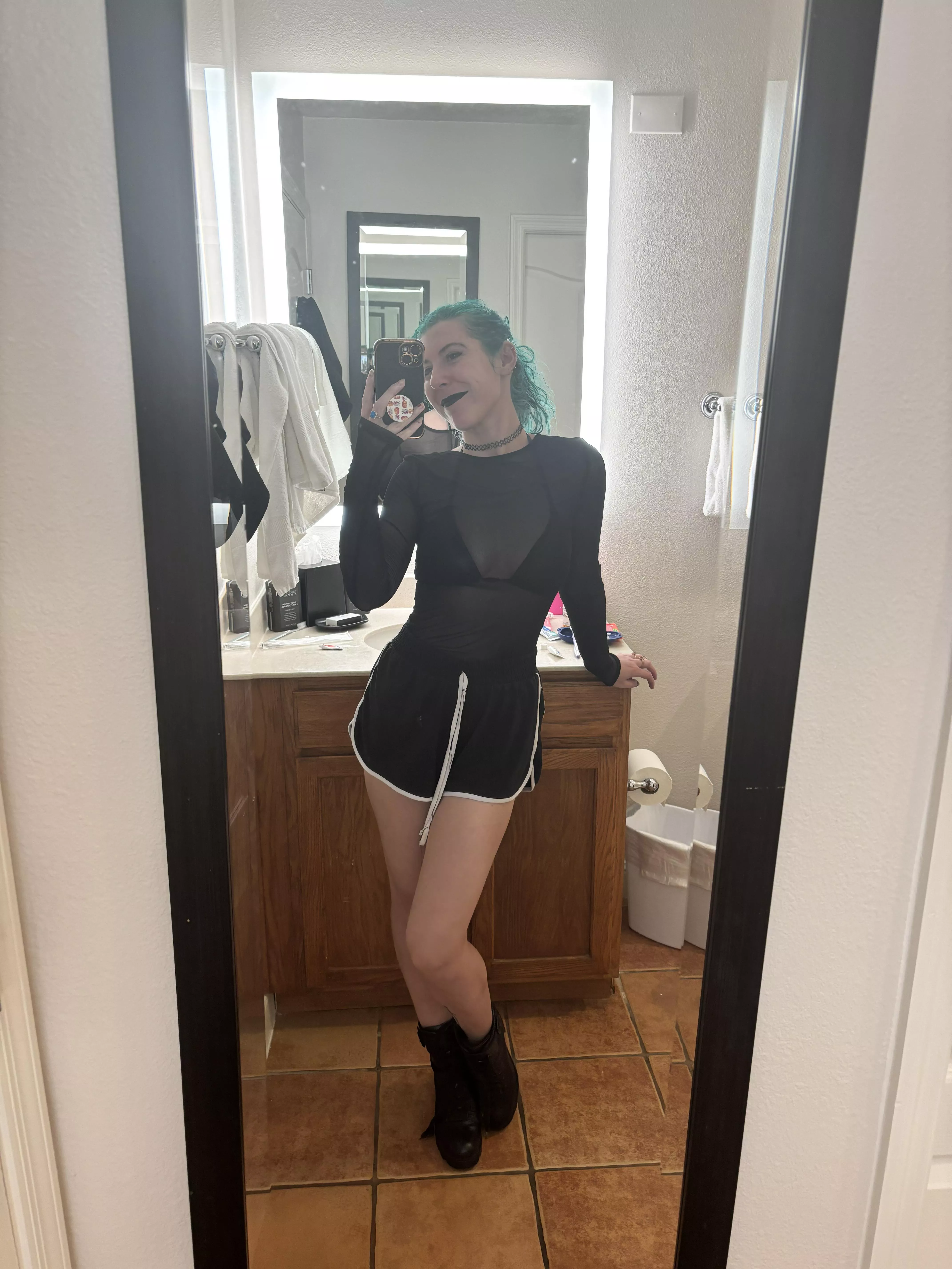 Tight little fit posted by sirenskiss3