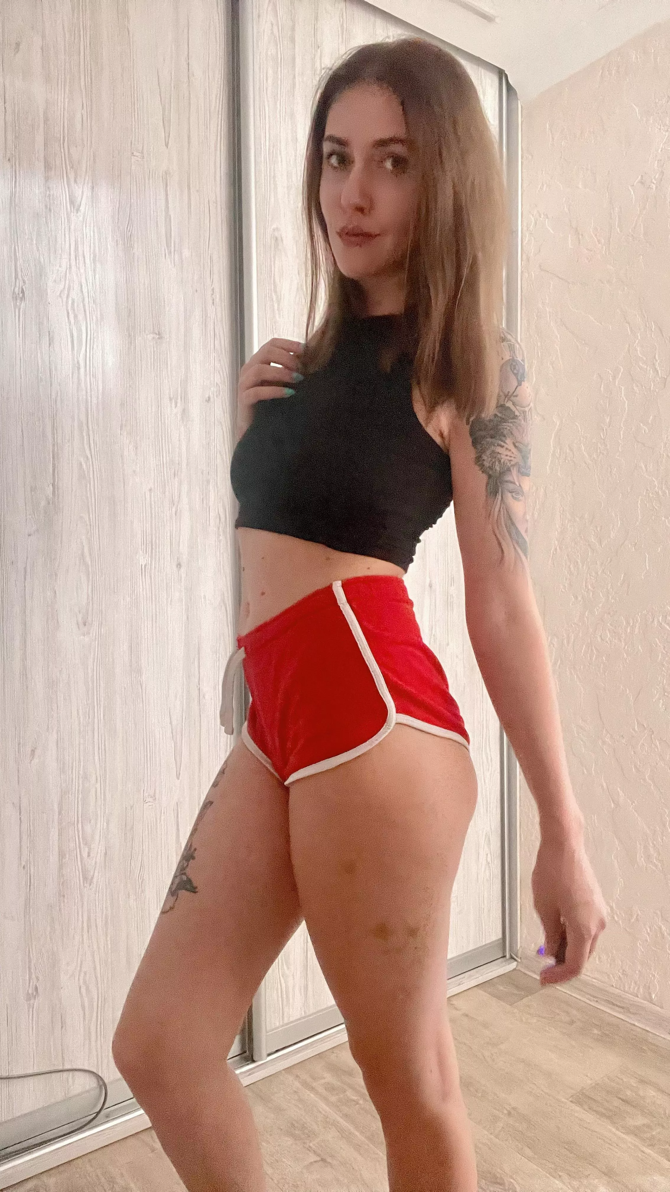 Today has been lovely. I was super productive and now that the weekend is almost here I can finally relax! posted by megan_vikkk