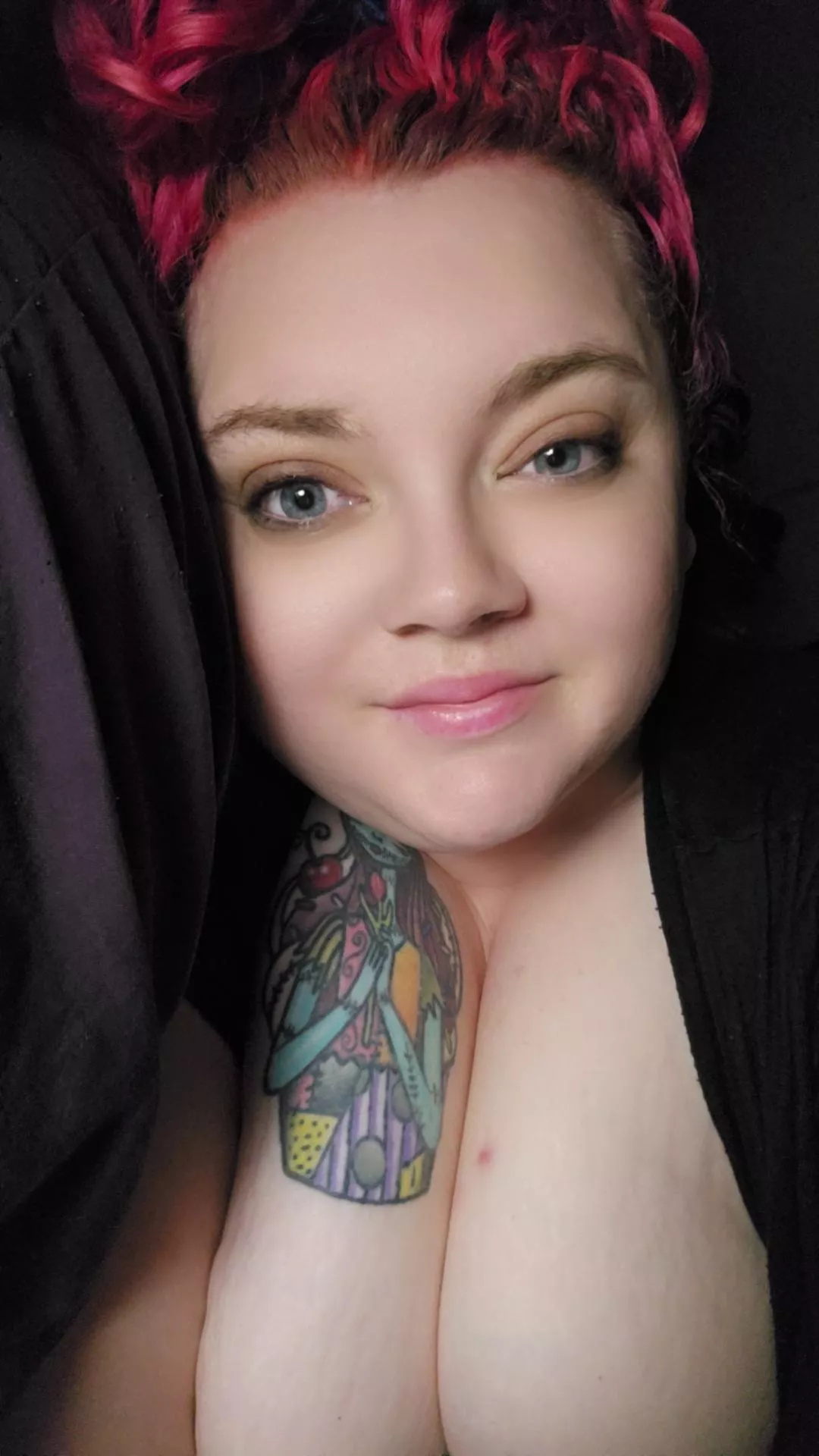 Wake up with me and this is what you'd see 🌻 posted by RheaofSunsh1n3