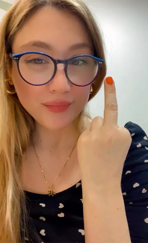 who is going to be humiliated by this queen by sofiaestrellas