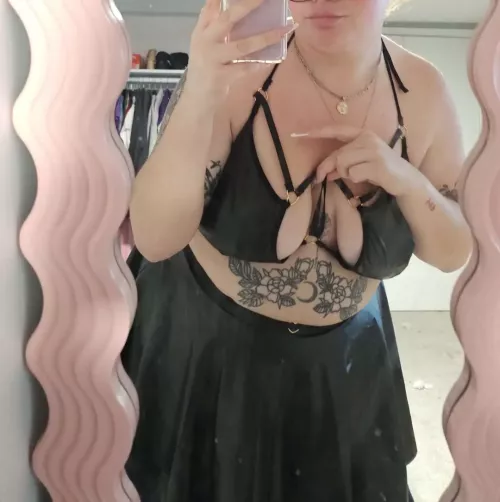 Your [F]av nightmare has arrived 🥰 by Used-Reward8882