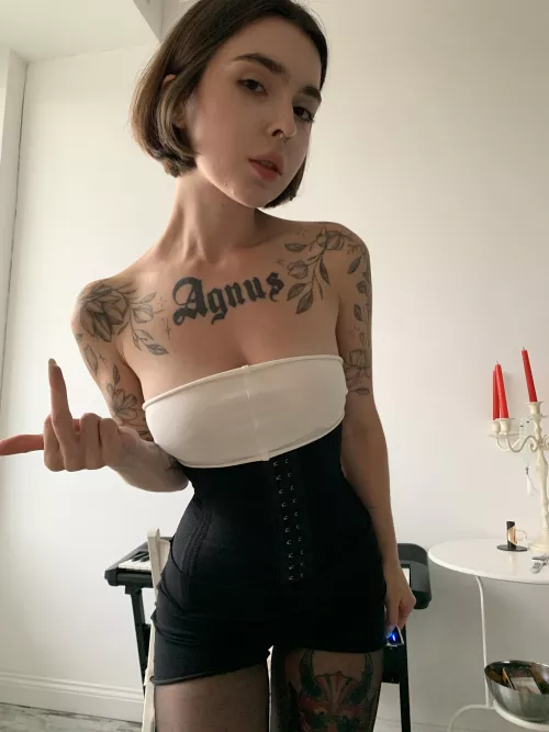 your queen before you. by yeah_bamby