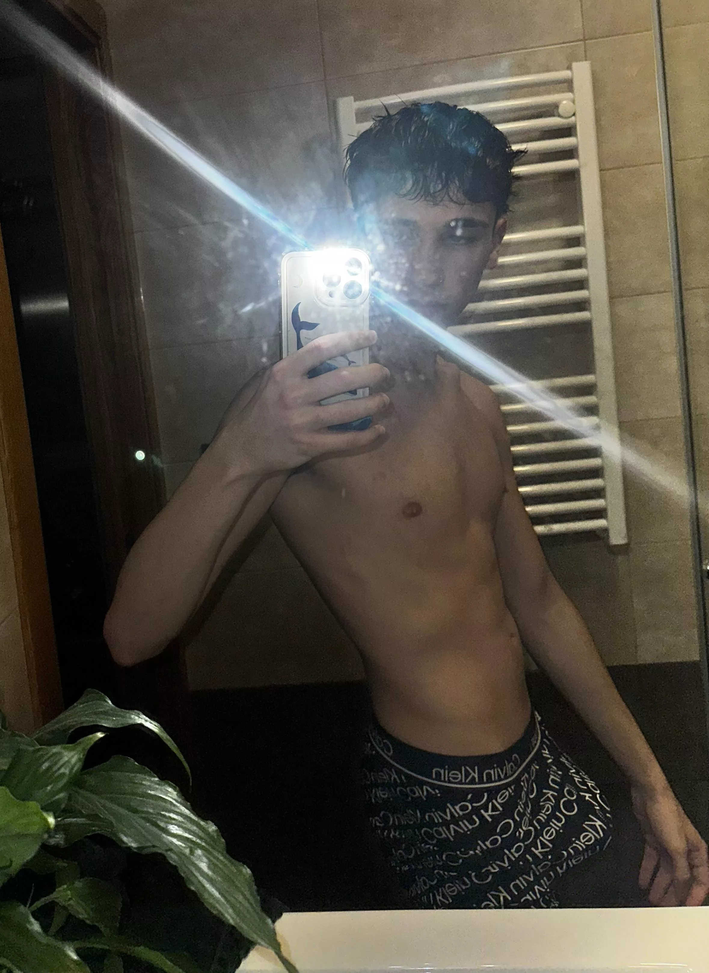 [19] take it off and suck it posted by gianmartinezz