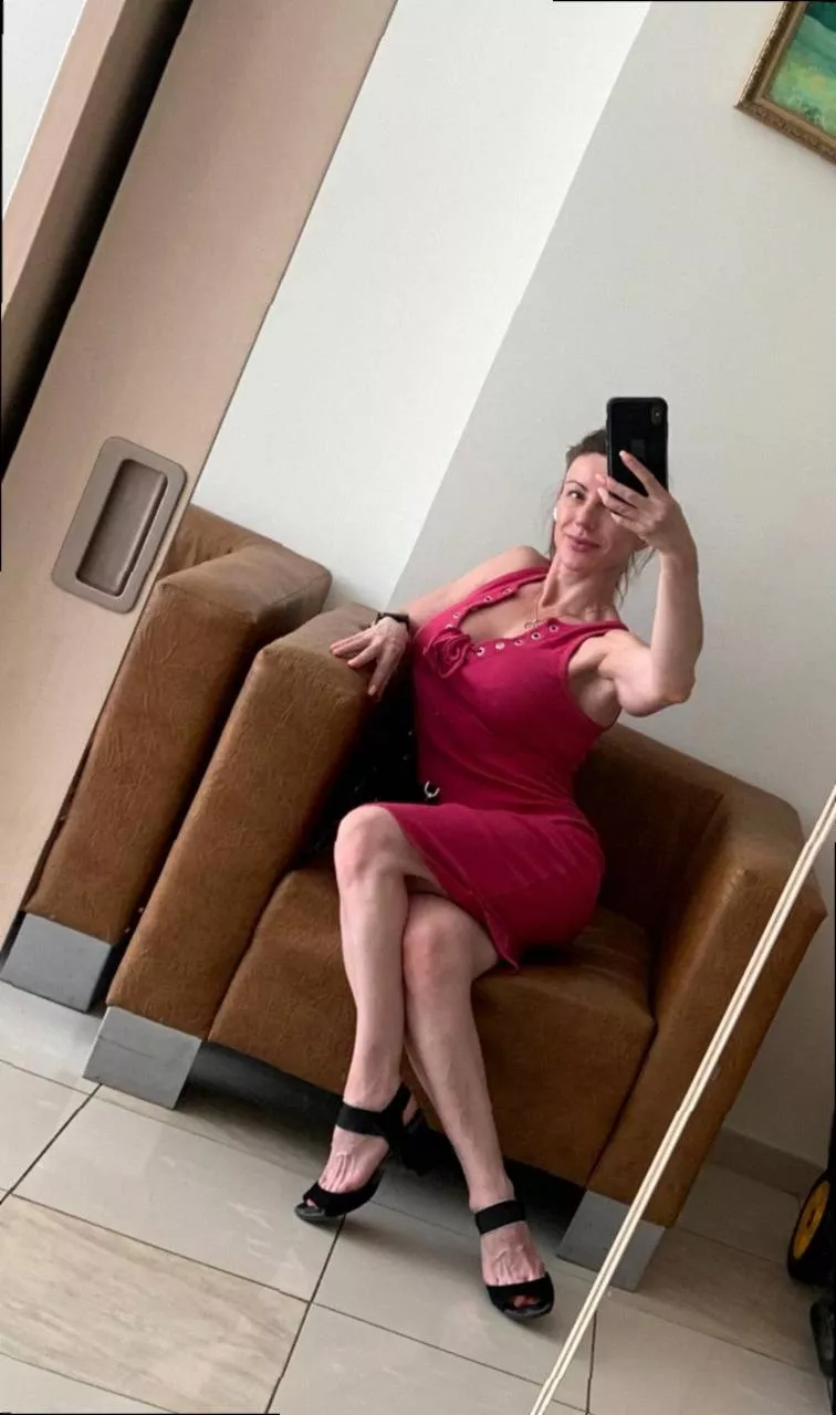 Can you get freaky with me on this couch? posted by Bra_Eunicexx