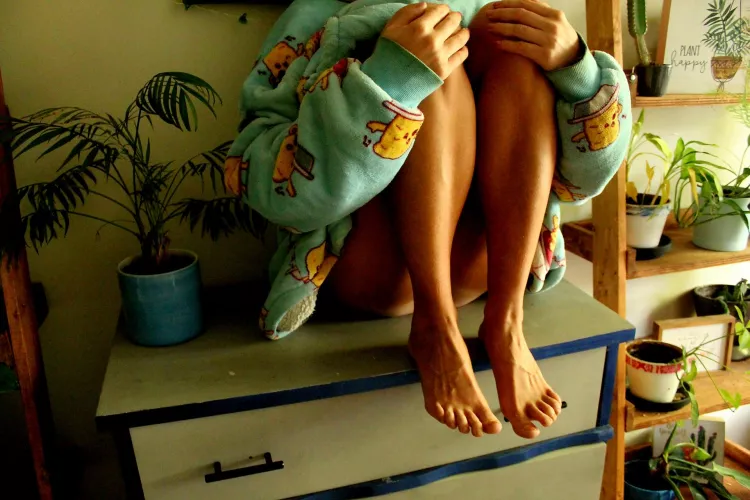 Cant get comfier then this, but I love to fool around while im comfy 🥵 by _KlassyKassie