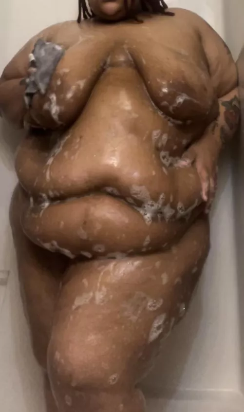 Come shower with me 💋 by daniphatom