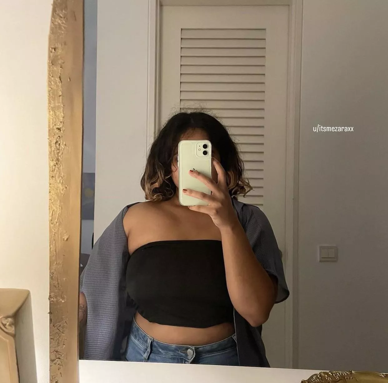 Don’t need a bra to go out, free as always :) posted by itsmezaraxx