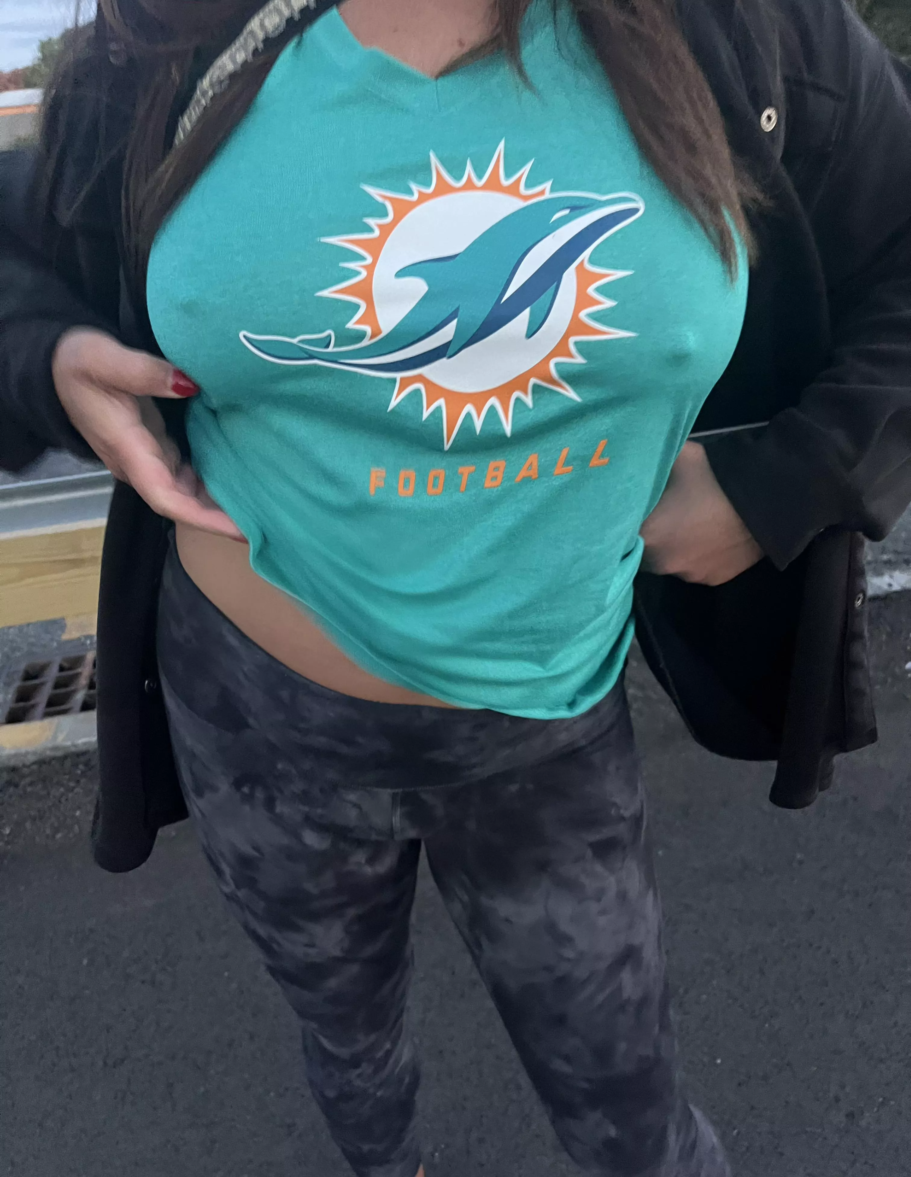 Go Fins! Female 41 posted by Staceyfranklin1979