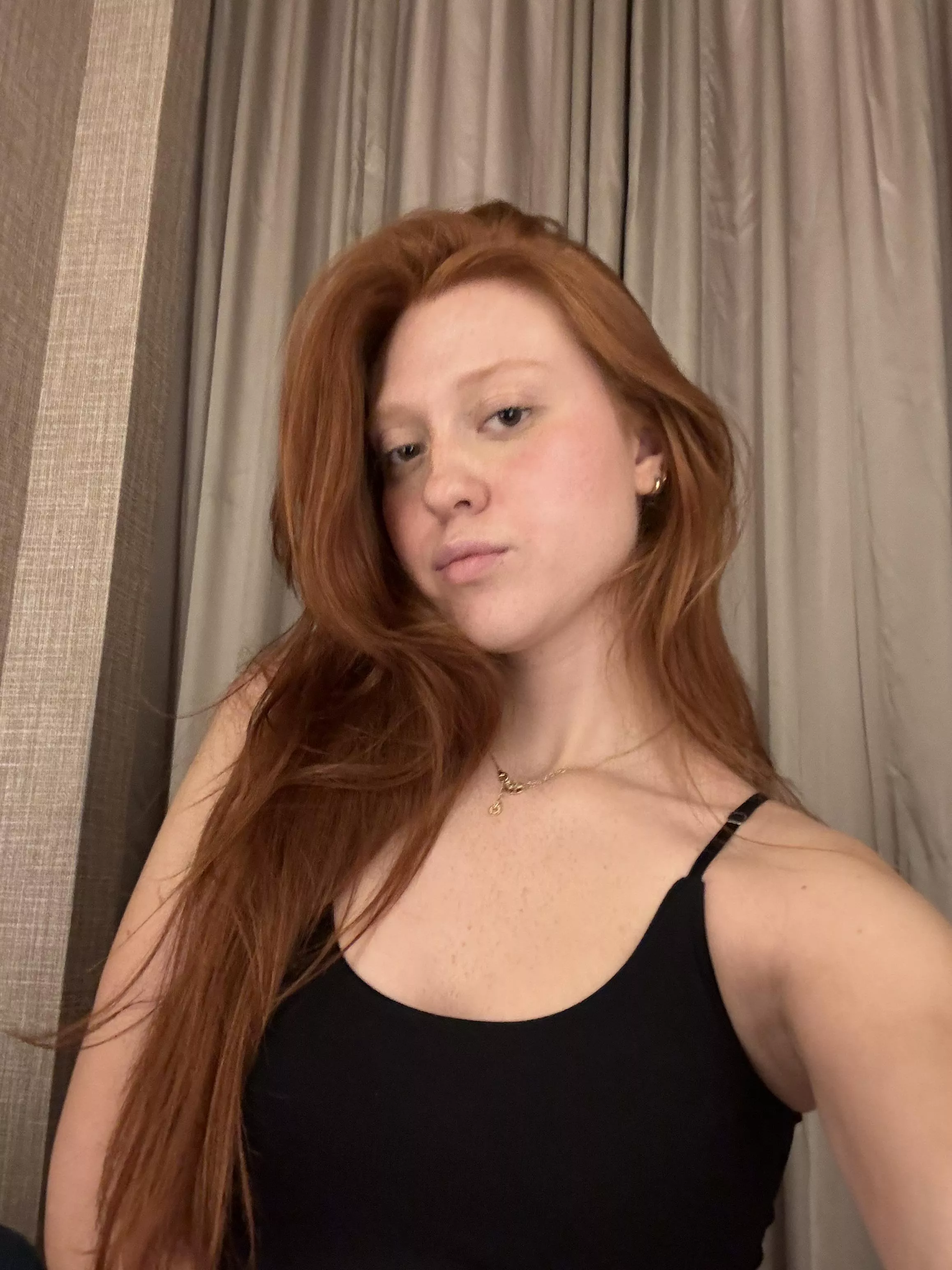 Hometownhottie posted by temptingmaskof