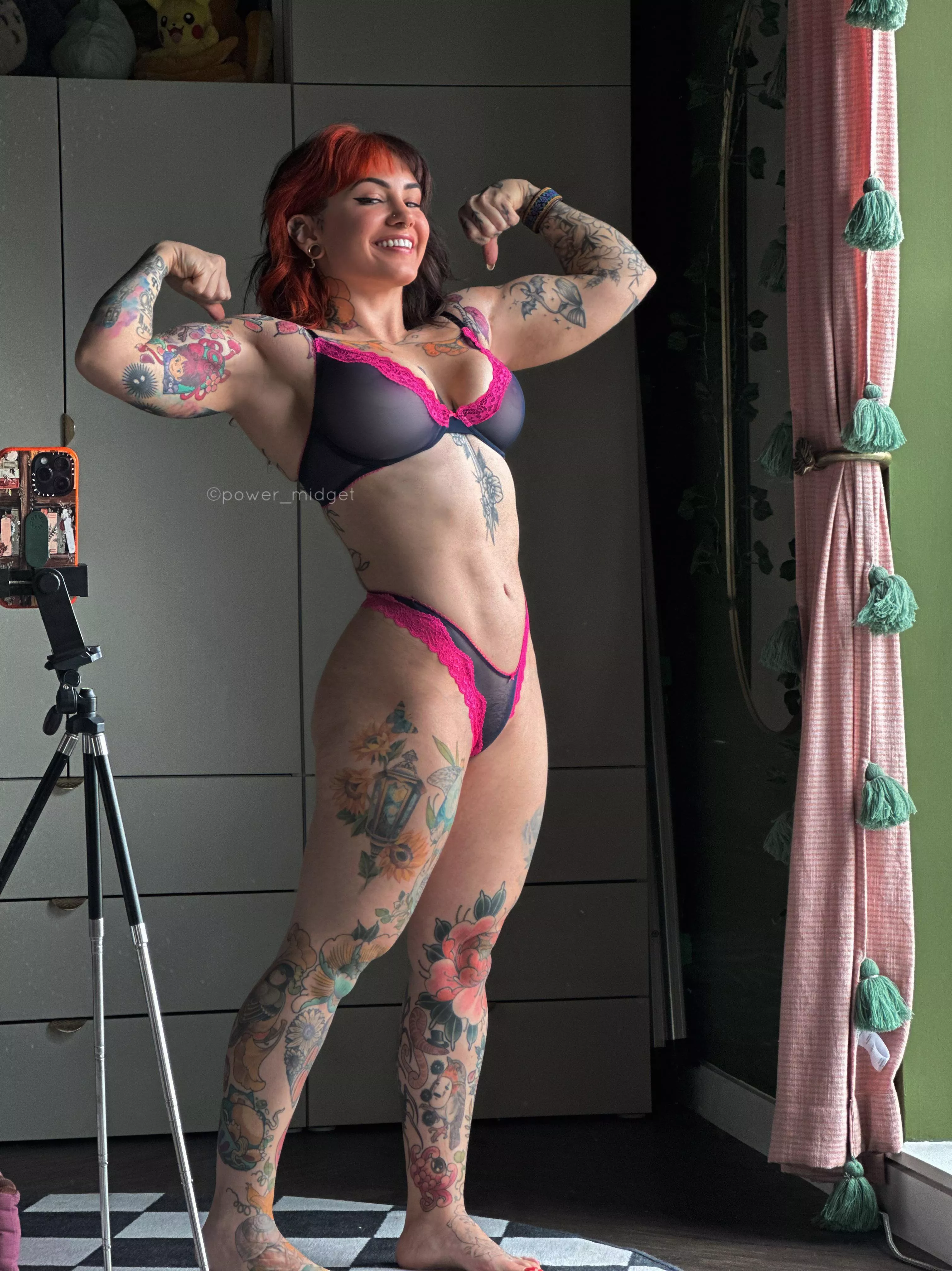 Hope you like muscular women too posted by power_midget