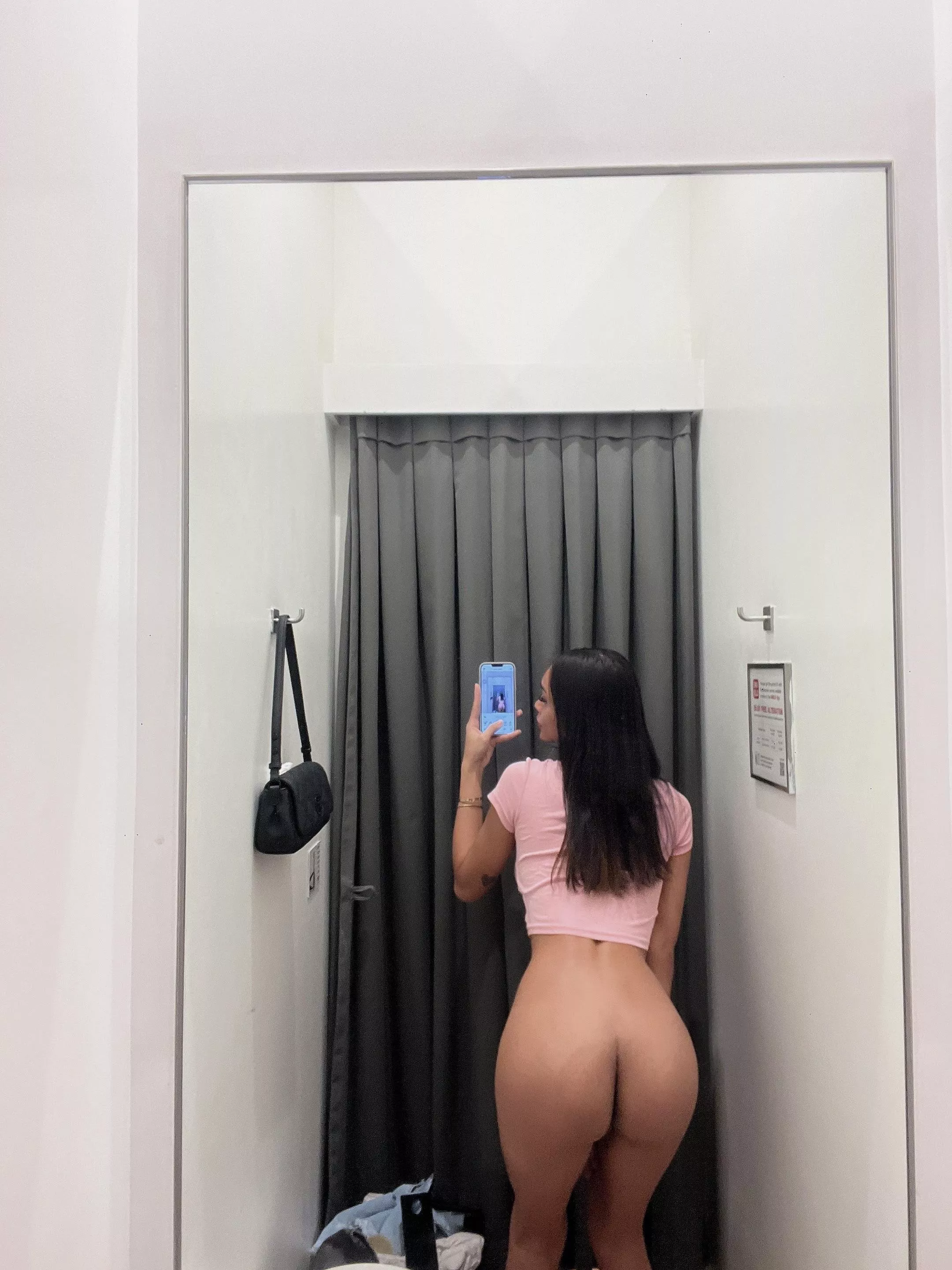 hows the view?  posted by Opening_Equipment81