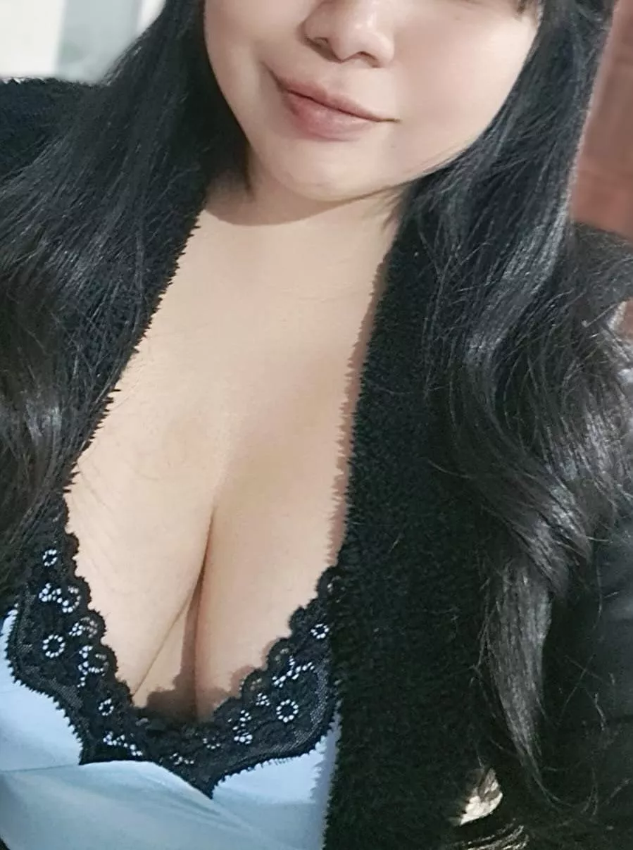 I just want to make a good impression  posted by SexyAzucena