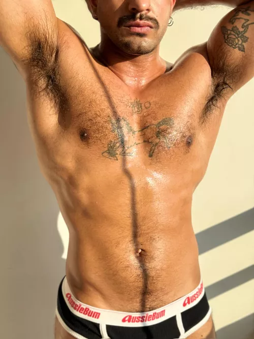 I sweat easily, even more with this heat. Anyone to smell and lick? by settimiopapi