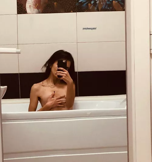 I used to hide my body but now I am hot by purpleangelof