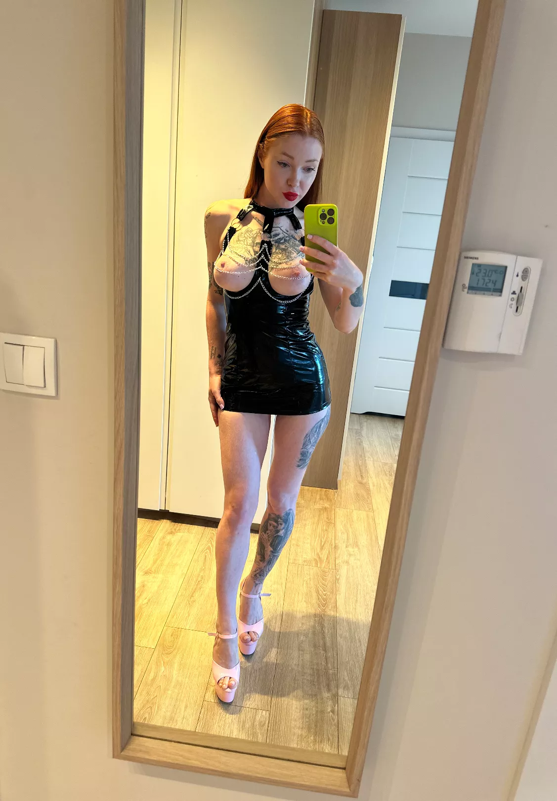 Lovely black dress  posted by seductive_diva