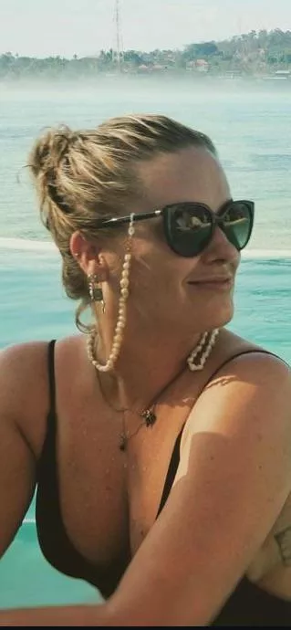 Marieke Westenenk posted by CautiousAd9218