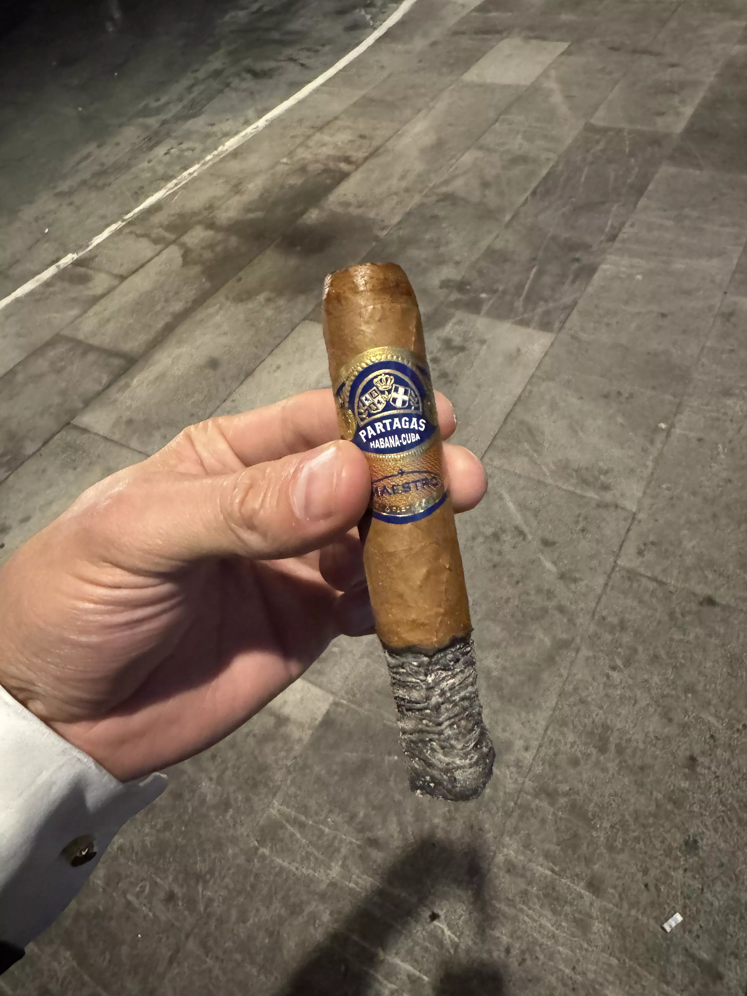 Partagas Linea Maestra, Mestro posted by eduardoaglz