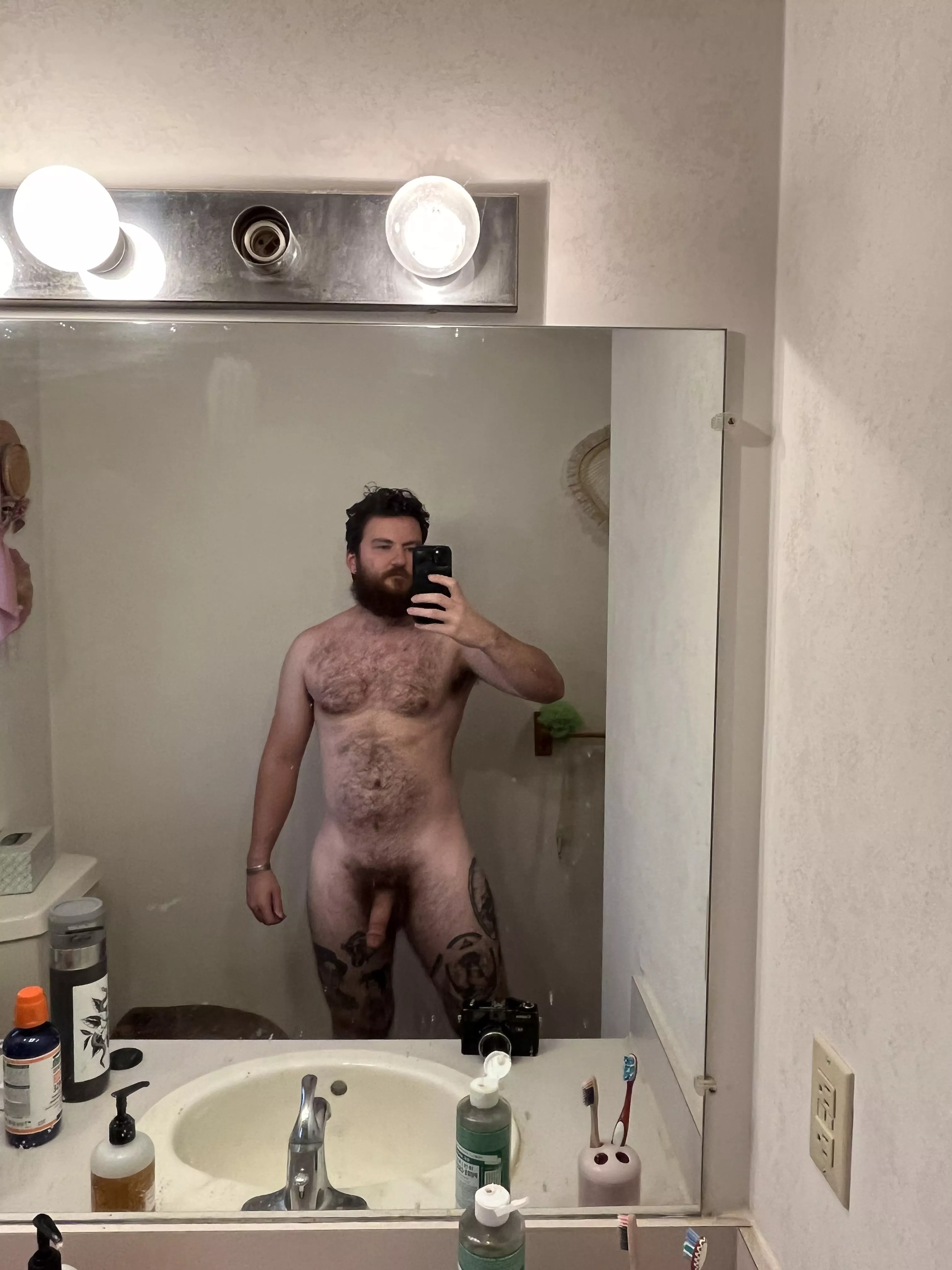 Pre shower 😁 posted by t0nydi