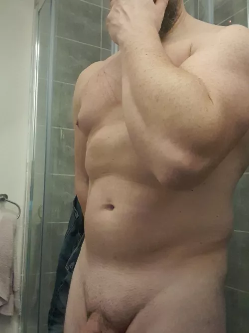Rate (m)e please. 47M, 168lbs, 5'5.  by Feeling-Staff-1161