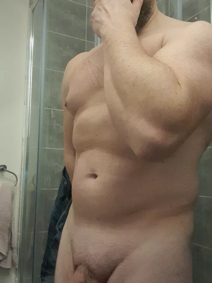 Rate (m)e please. 47M, 168lbs, 5'5.  posted by Feeling-Staff-1161