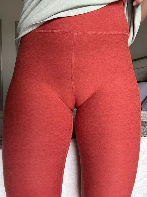 This seam felt a little too good during my workout by cumwcourt