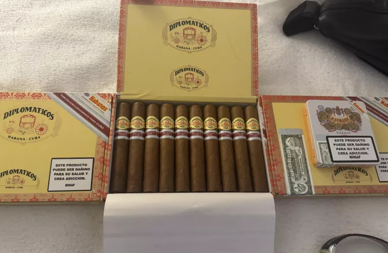 took everything that was in Varadero by Nikolai2882